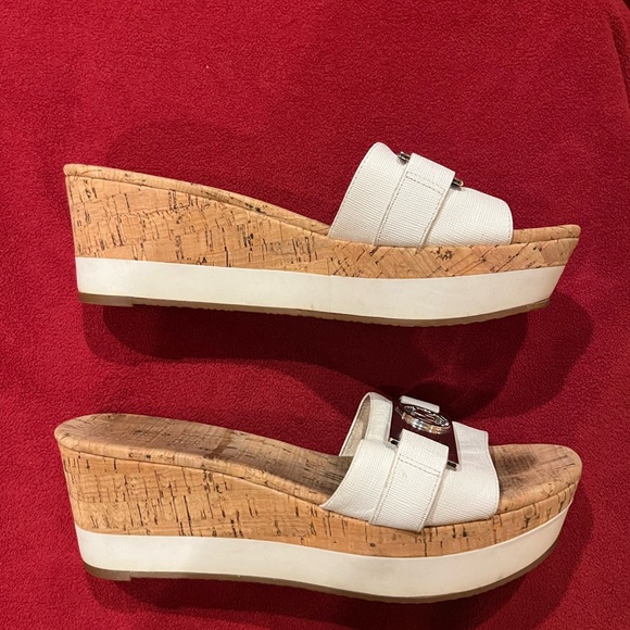 Michael Kors white cork wedge slip on - Picture 2 of 4